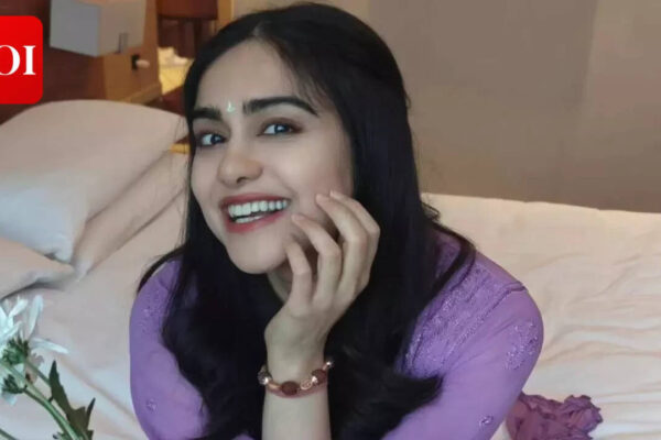 Adah Sharma reveals how film schedule drama left her jobless for a month: 'Producer insisted on dates, then said he didn’t want them' | Hindi Movie News