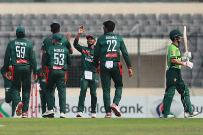 PAK vs BAN: After T20 World Cup debacle, Pakistan crumble like a pack of cards against Bangladesh