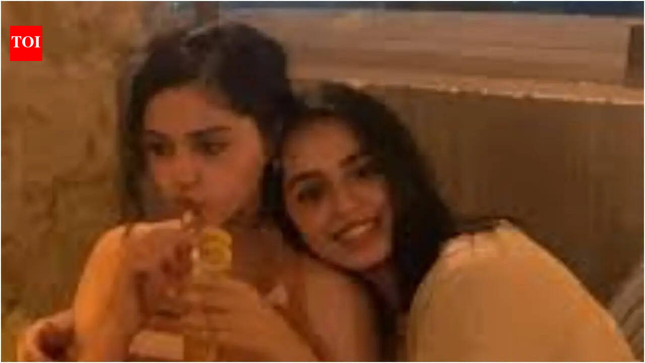 Aneet Padda's sister Reet Padda goes private on Instagram after 'Dhurandhar Propaganda' backlash | Hindi Movie News