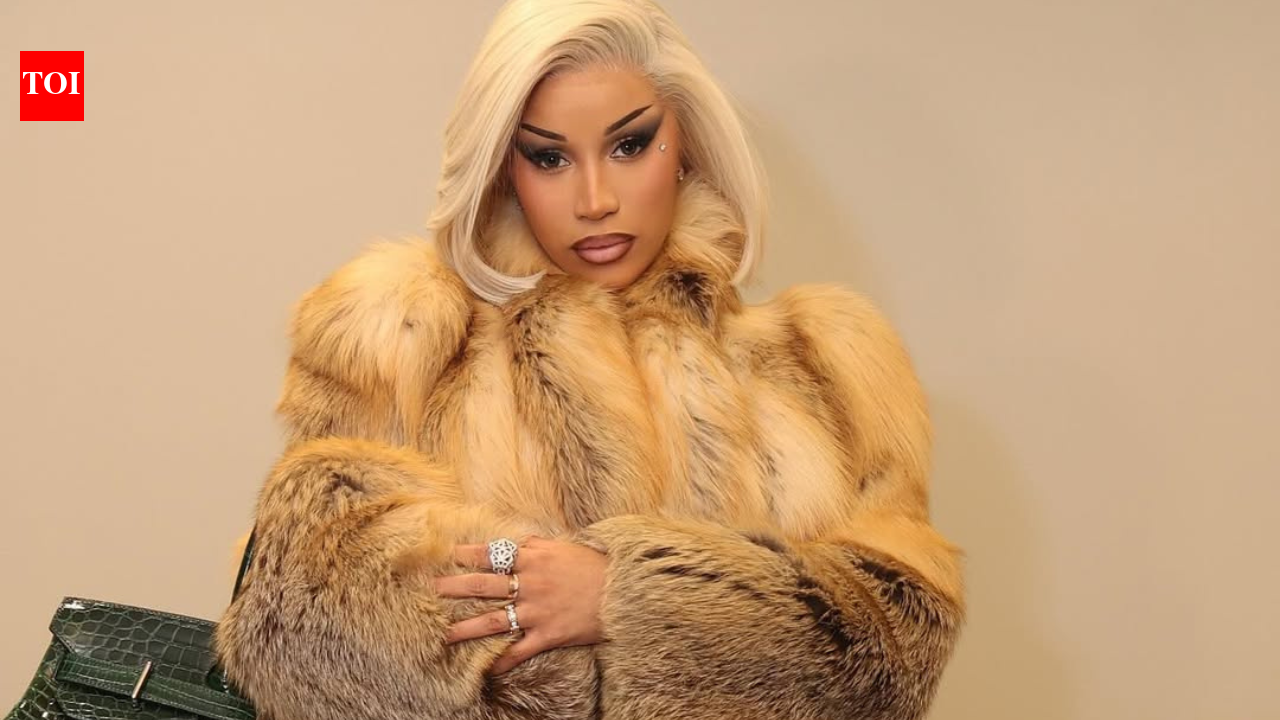 Cardi B apologizes after accidentally splashing a fan during the Houston concert on little miss drama tour |