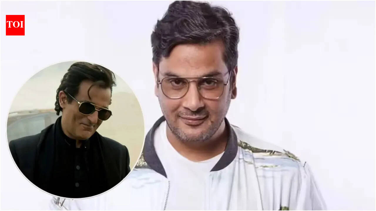 'So good; I'm doing it': Mukesh Chhabra reveals Akshaye Khanna traveled all the way from Alibaug to Mumbai for 'Dhurandhar' | Hindi Movie News