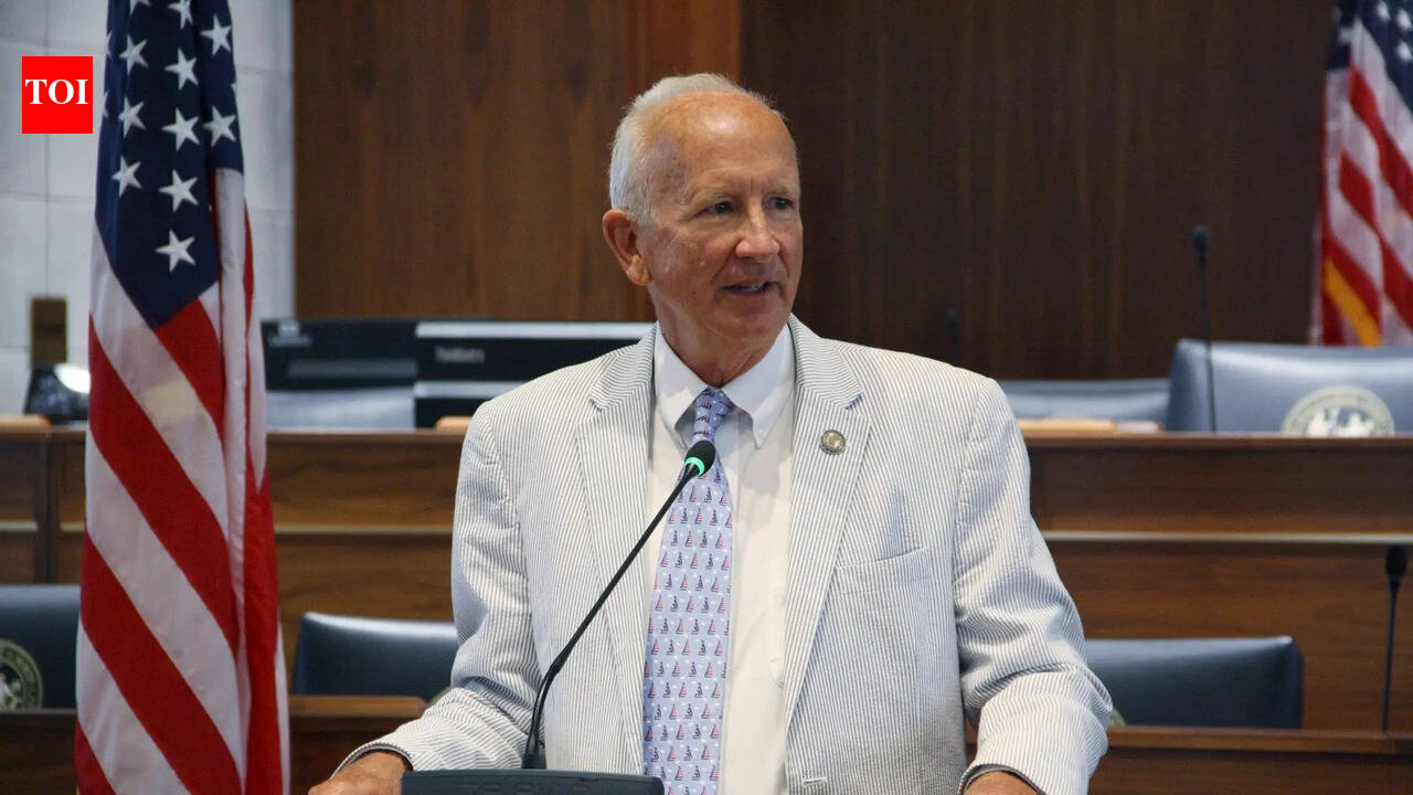 North Carolina Supreme Court dismisses decades-old education funding case, restores legislature control