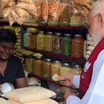 'Do you eat onions?' PM Modi takes 'Jhalmuri break' during Bengal poll campaign - watch
