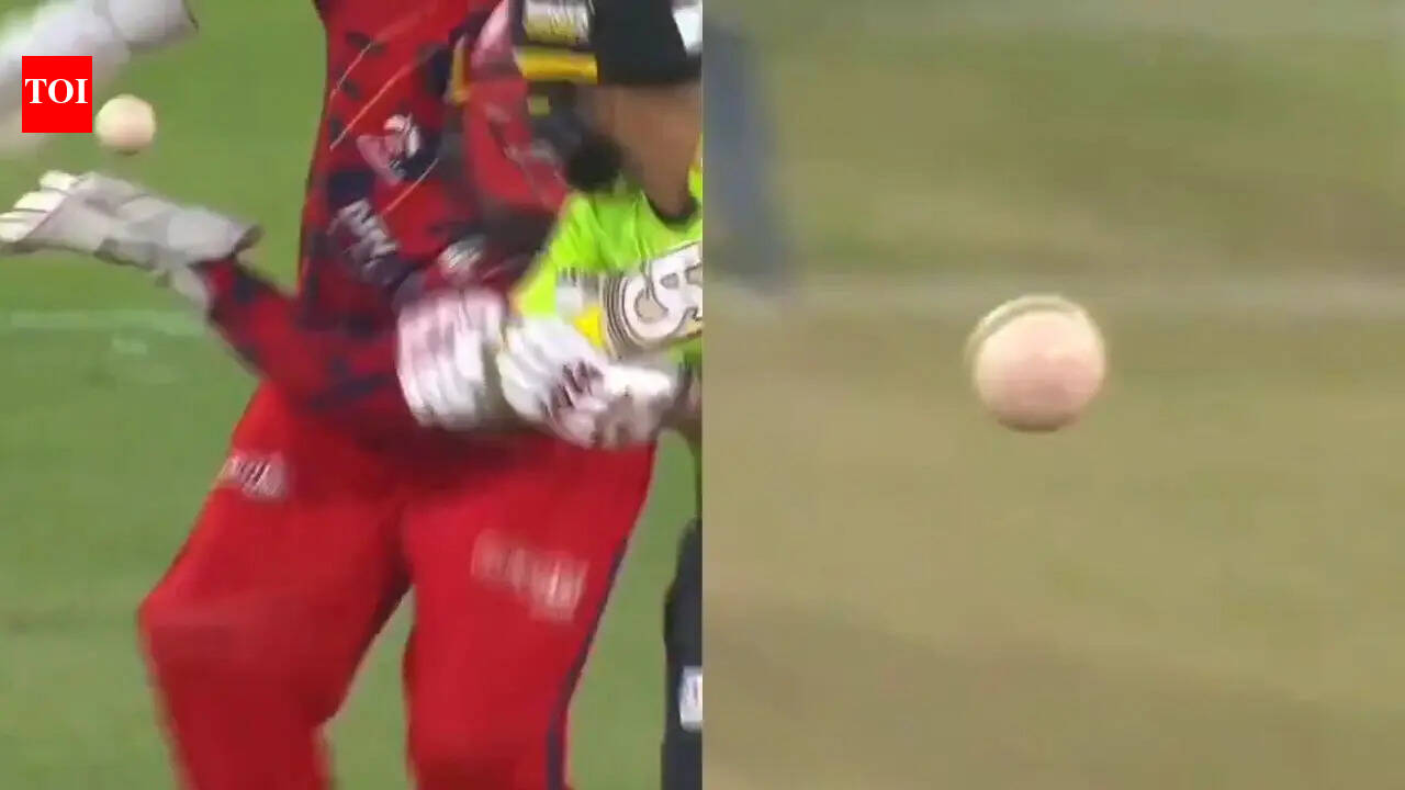 Bizarre! PSL under fire as ball in Pakistan turns red again - Watch | Cricket News