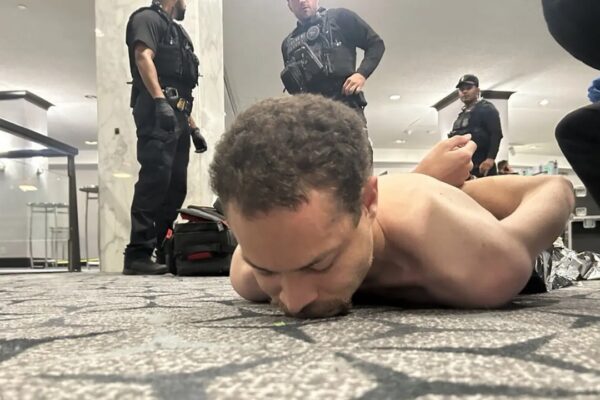 Trump Reveals Face Of Shooter; Tomas Allen Pinned On Ground Without Shirt And Hands Tied | Watch