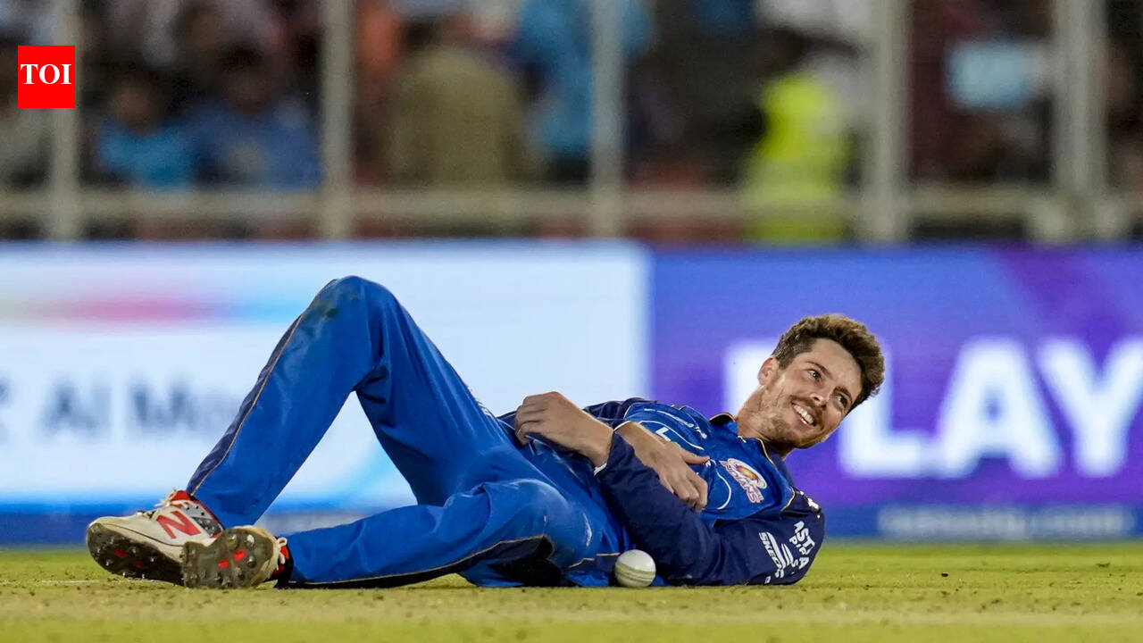 IPL 2026: Big blow for Mumbai Indians! Santner ruled out mid-season; MI rope in Maharaj | Cricket News