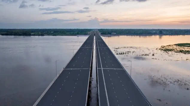 Ganga Expressway Inaugurated: What ₹1,500 Toll Gets You on UP’s 594-km High-Speed Corridor | PM Modi