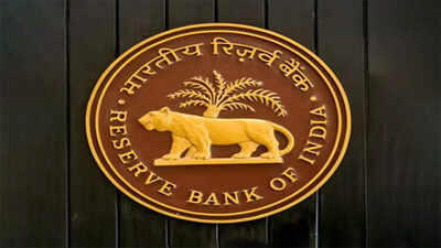 India's forex kitty: Foreign exchange reserves jump $2.362 billon to $703.308 billion