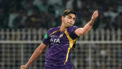 Two beamers by Kartik Tyagi, last-ball six by Mohammad Shami: How LSG vs KKR went into Super Over - last over drama