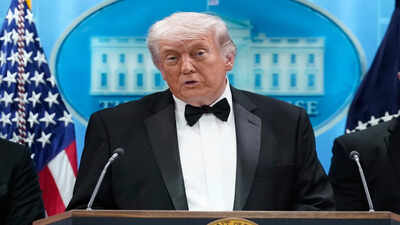 Iranians can call us but they must agree to no nukes, else no point in meeting: Trump