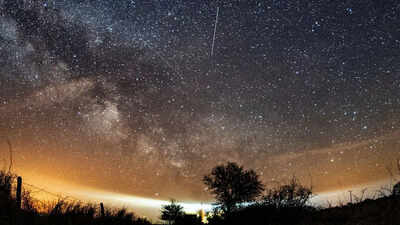Lyrid meteor showers: UK skies set for fireball-heavy night sky spectacle tonight; visibility and peak viewing time revealed