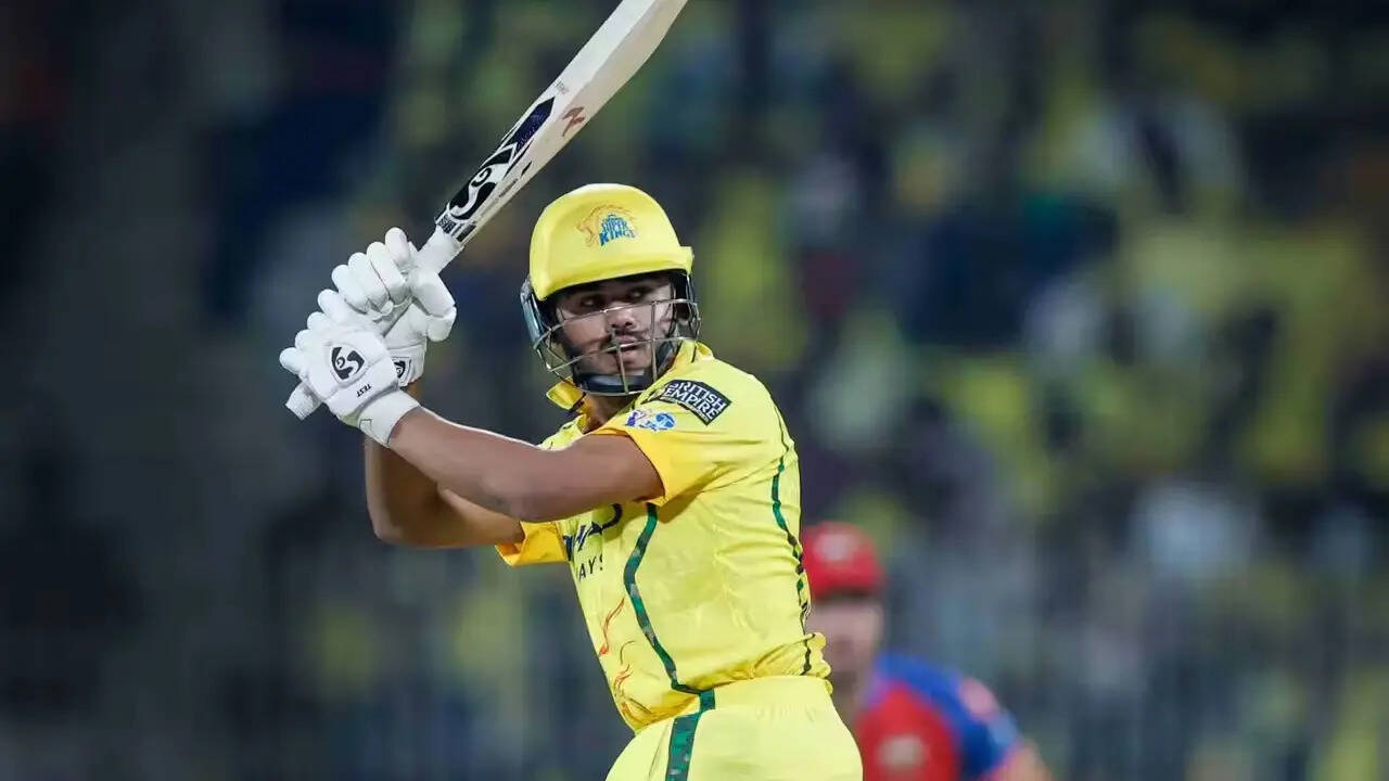 CSK vs PBKS Live Score, IPL 2026: Three quick wickets dent CSK's run flow after Ayush Mhatre's fifty