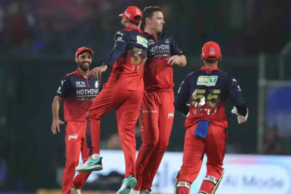 Delhi Capitals 67/8 in 14.0 Overs | DC vs RCB Live Score, IPL 2026: Bhuvneshwar Kumar, Josh Hazlewood destroy Delhi; DC eight down