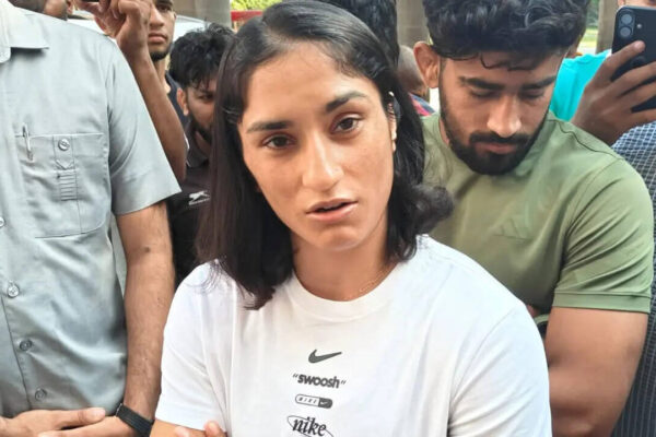 'They want me to take sanyaas, but I won’t give up': Vinesh Phogat | More sports News