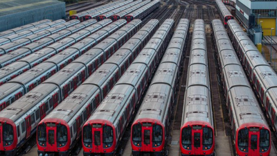 London tube strikes suspended after last-minute talks between TfL and RMT