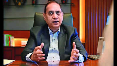 Regulators' worries keep banks, insurers off comex: Sebi chief