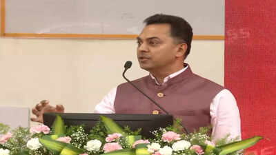 University of Chicago honours former CEA Krishnamurthy V Subramanian with top alumni award