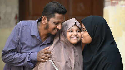 Tailor’s daughter turns city topper, takes first step towards doctor dream