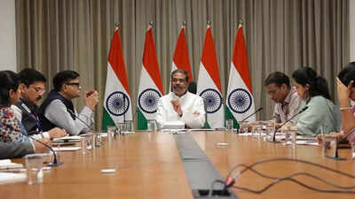 Dharmendra Pradhan reviews overhaul of CBSE payment gateway system with PSU banks