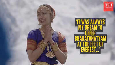Saanika Shah: 'It was always my dream to offer Bharatanatyam at the feet of Everest…' Young mountaineer’s emotional moment goes viral