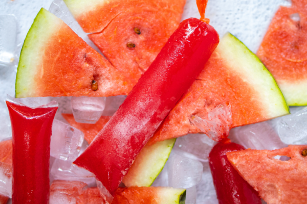 How to correctly store watermelons in summer to keep them fresh, juicy, and long-lasting