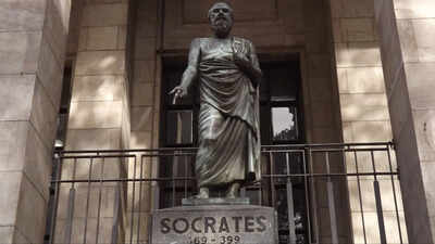 Quote of the day by Socrates: “Strong minds discuss ideas, average minds discuss events, weak minds discuss people”