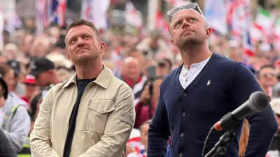 Dozens arrested at Tommy Robinson march in London; Elon Musk calls Britain ‘prison island’