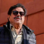 'Will not leave Mamata in difficult time': Shatrughan Sinha rubbishes speculation of quitting TMC