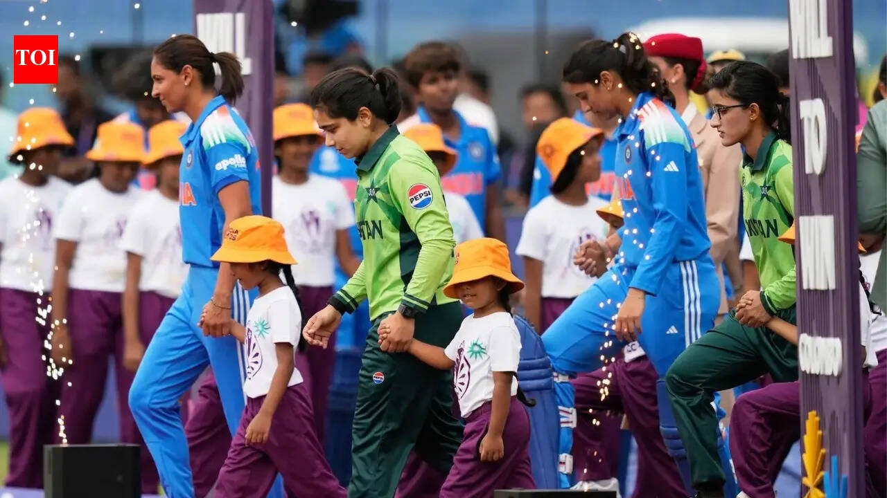 India vs Pakistan Live Score, Women's T20 World Cup 2026: Harmanpreet Kaur's India favourites against Fatima Sana's Pakistan