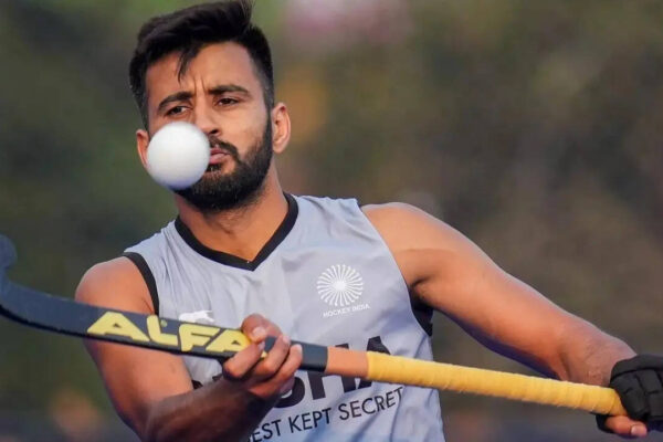 Hockey: Manpreet Singh equals Dilip Tirkey’s record of 412 international caps but India lose 2-3 to Netherlands in Pro League | Hockey News