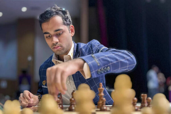 Magnus Carlsen suffers another Indian setback as Arjun Erigaisi stuns world No. 1 | Chess News