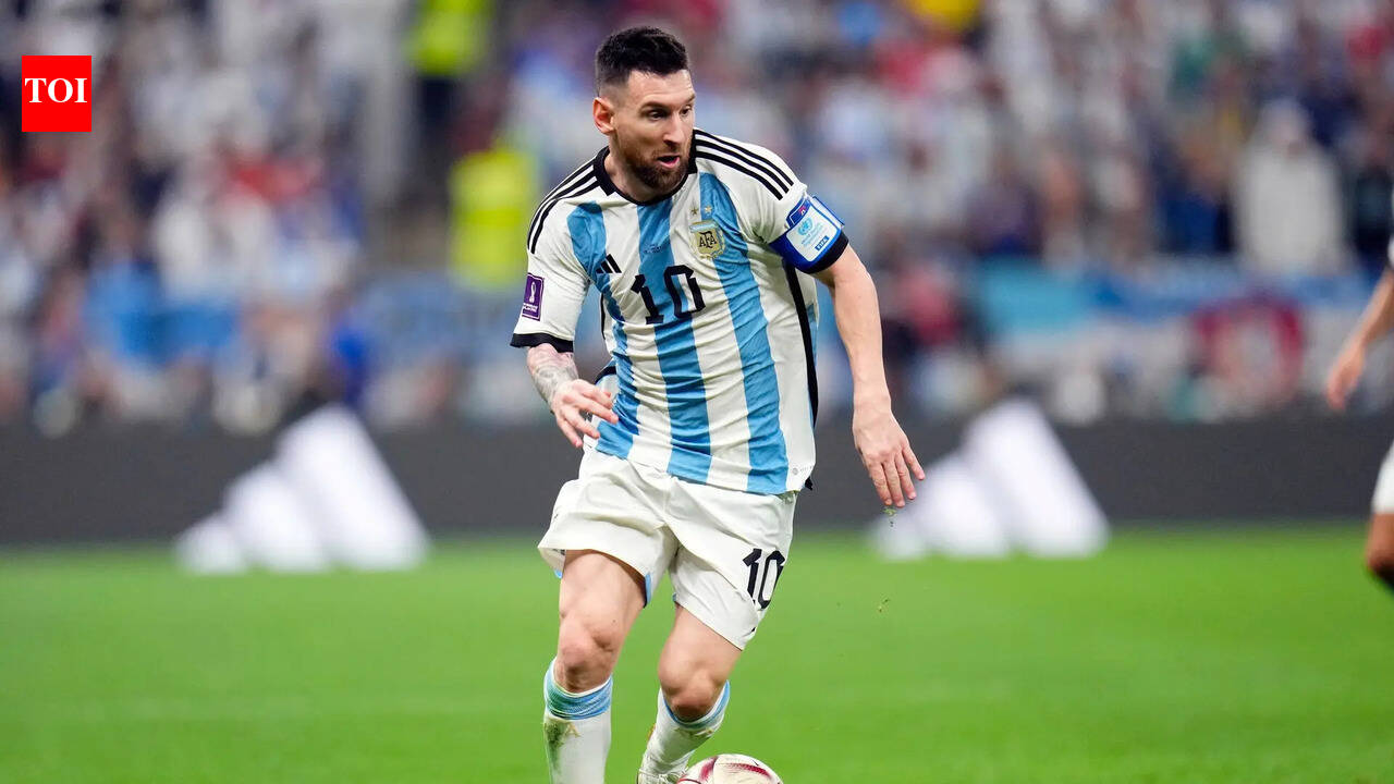 TV presenter quits after falsely announcing Lionel Messi's father's death live on air | Off the field News