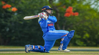 'Vaibhav Sooryavanshi is ready, but...': India coach Ryan ten Doeschate urges patience with teen prodigy