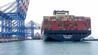 Heavy selling by foreign funds results in BOP deficit