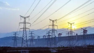 India's power generation capacity crosses 530 GW, set to touch 600 GW next year