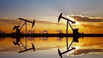 Oil prices ease as Iran and Israel pause attacks; Brent, WTI retreat from recent highs