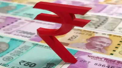 Rupee snaps two-day rally, settles 2 paise lower at 94.60 against US dollar