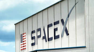 SpaceX rally loses steam: Stock price falls over 6% after blockbuster debut week at Wall Street