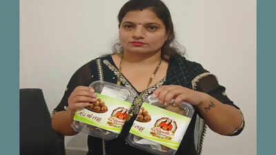 "...bechne se ghar nahi chalega": How this woman built a ₹2-3 lakh-a-month business after her husband lost his leg
