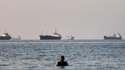 US used Iran-style covert transfers to move 90 million barrels of oil out of Gulf: Report