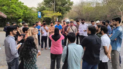 JNU students hold candlelight vigil for Iqra Firdaus, demand speedy justice