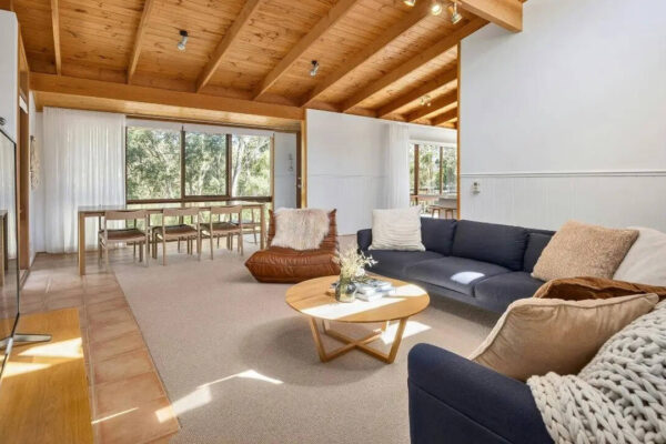 7 home interior design styles influencing modern residential spaces