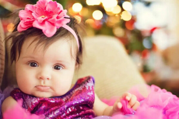 10 beautiful baby girl names inspired by spring flowers