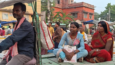 ‘You study, we’ll do...’: This man pulled a handcart from 4 AM every day; his daughter will now wear the Bihar Police uniform |
