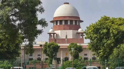 'No question of interim protection': Supreme Court refuses to pass order against CBSE's three-language policy