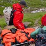 A Labrador began swaying and could no longer walk on Britain’s highest mountain; rescuers later discovered what she had eaten