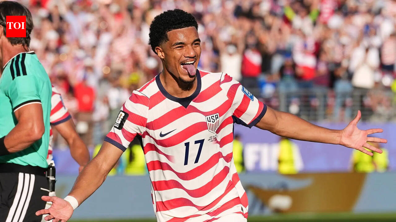 Watch: Malik Tillman's stunning free-kick after Folarin Balogun's red card sends USA into FIFA World Cup Round of 16 | Football News