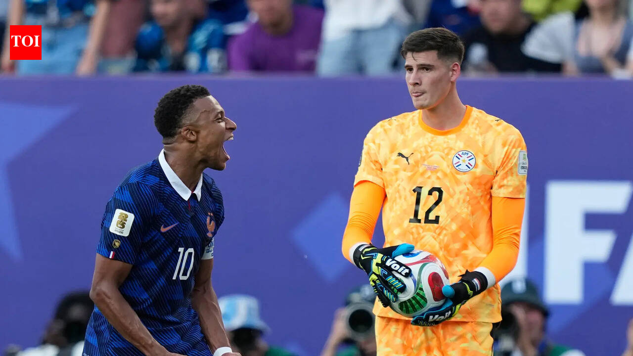Watch: Kylian Mbappe ignores handshake before Paraguay goalkeeper loses cool after France's 1-0 win at FIFA World Cup | Football News