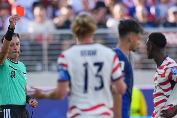 'It absolutely stinks': Football world erupts over Donald Trump's role in FIFA's Balogun red-card U-turn | Football News