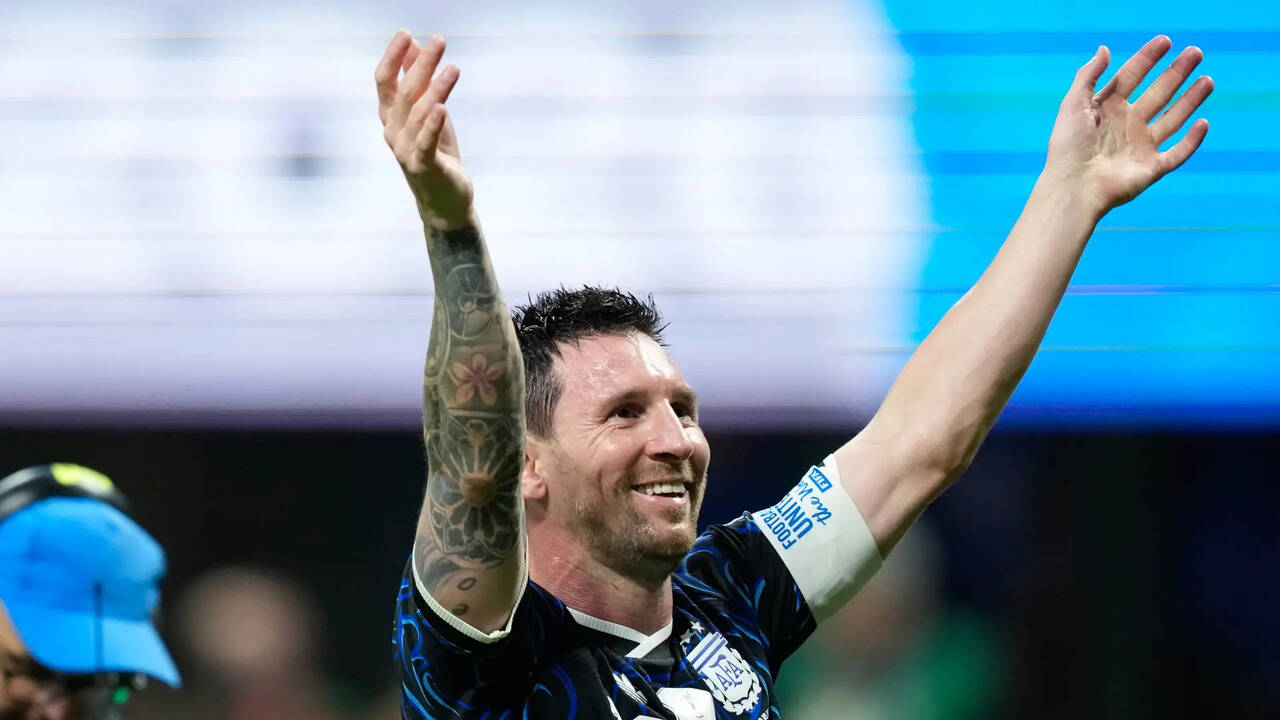 Lionel Messi vs Kylian Mbappé: Argentina captain breaks World Cup record to seize Golden Boot lead | Football News